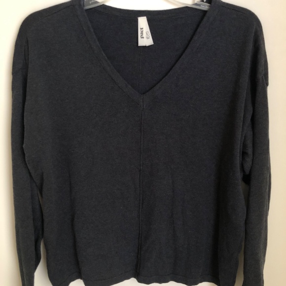 Pact Organic Cotton Fine Knit Relaxed Sweater Women's Size Small - Picture 2 of 4